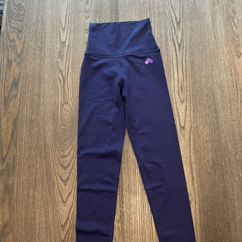 NWOT Tonal Womens Navy Blue High Waist Athletic Leggings Size XS - Picture 2 of 9