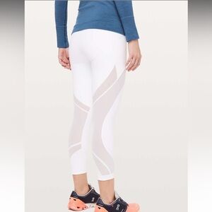 Lululemon Run Smoothly Crop‎ *23" White