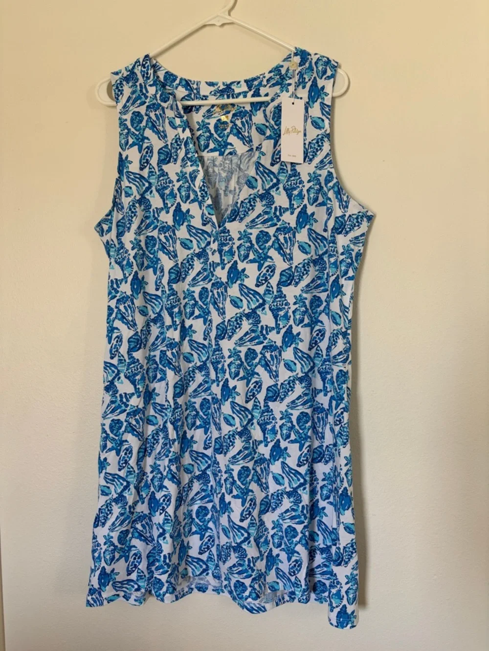 Lilly Pulitzer Sleeveless Blue Floral V-Neck Women's Dress - Picture 1 of 2