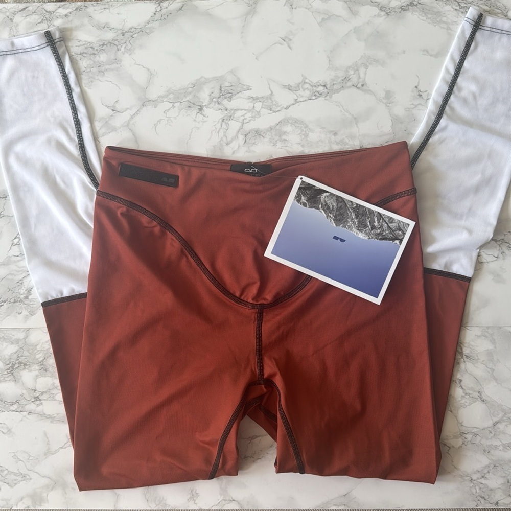 NWT Matek Jerboa Leggings Size Large​​ Taos Burnt Orange Activewear