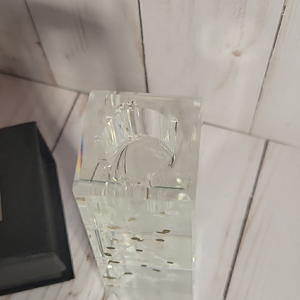 TAHARI Home VINTAGE Crystal Candlesticks - Picture 3 of 8