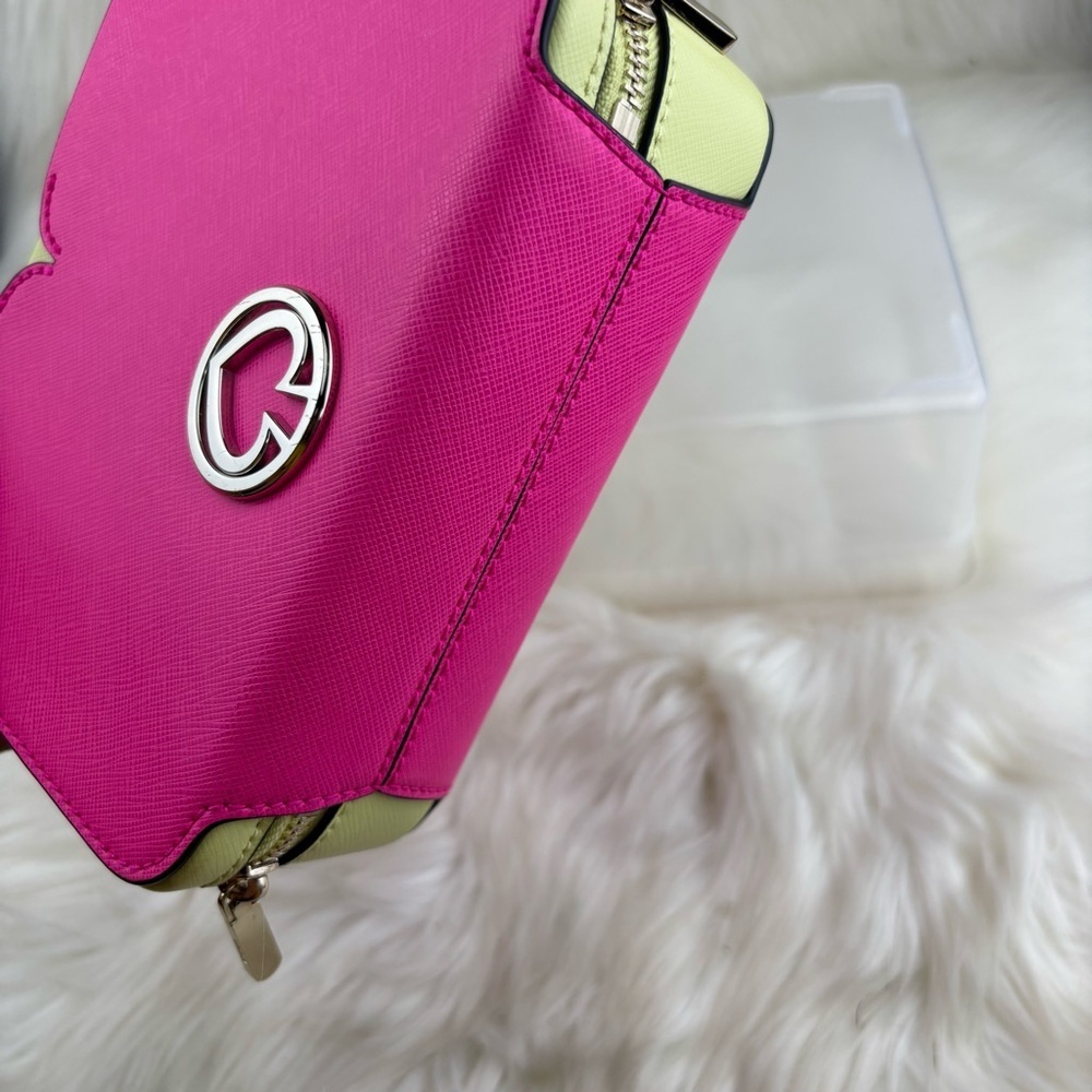 Kate Spade Vanity Mini Top Handle Bag Pink and Black - Picture 8 of 10