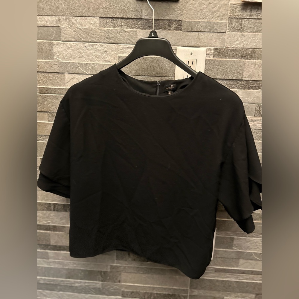 Women’s  Black Top Ontwelfth