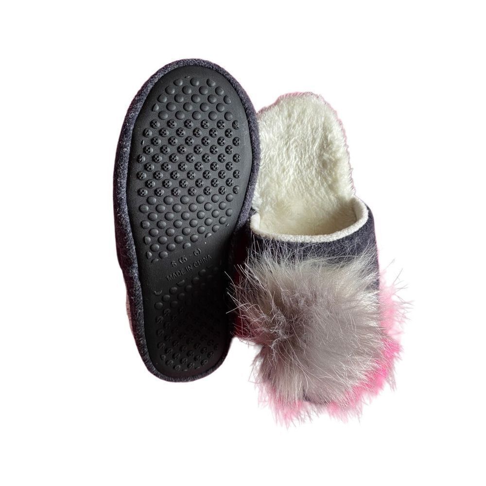 NWOT No brand women’s faux fur gray slip on slippers size small 5/6 - Picture 3 of 3
