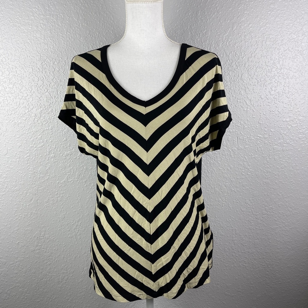 Black &‎ tan stripe shirt