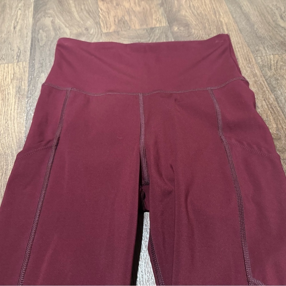 American Eagle The Everything Pocket Leggings Size Small Wine Burgundy - Picture 4 of 9