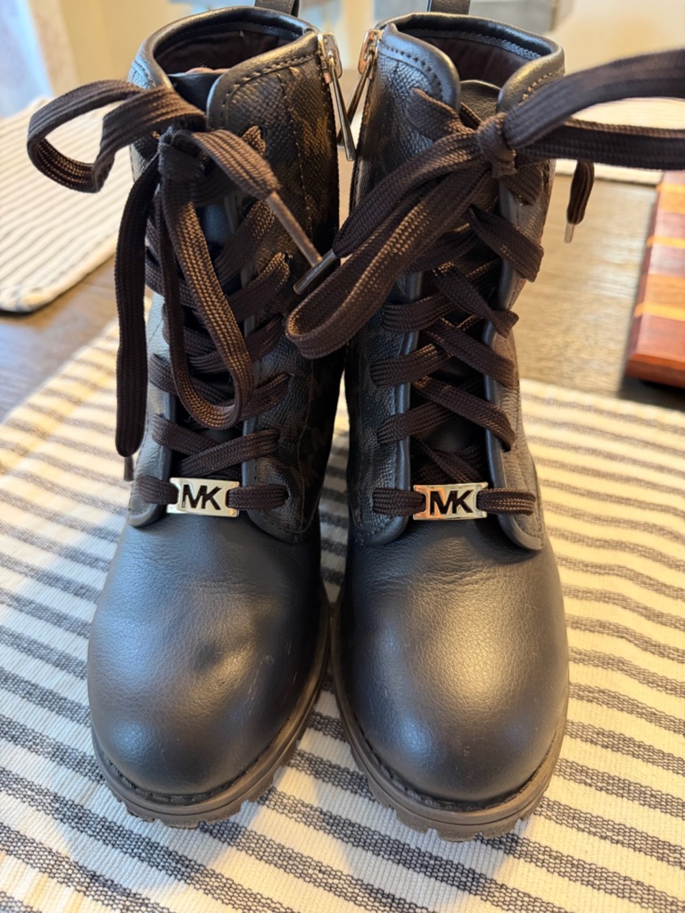 Michael Kors Girls Combat Boots Size 3 Brown MK Logo Lace Up Zip - Picture 2 of 8