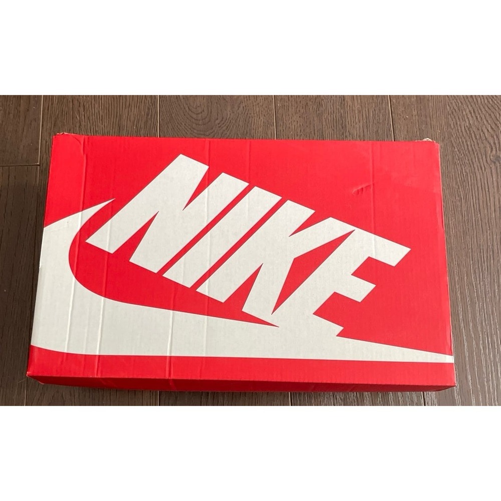 Nike‎ empty shoe box