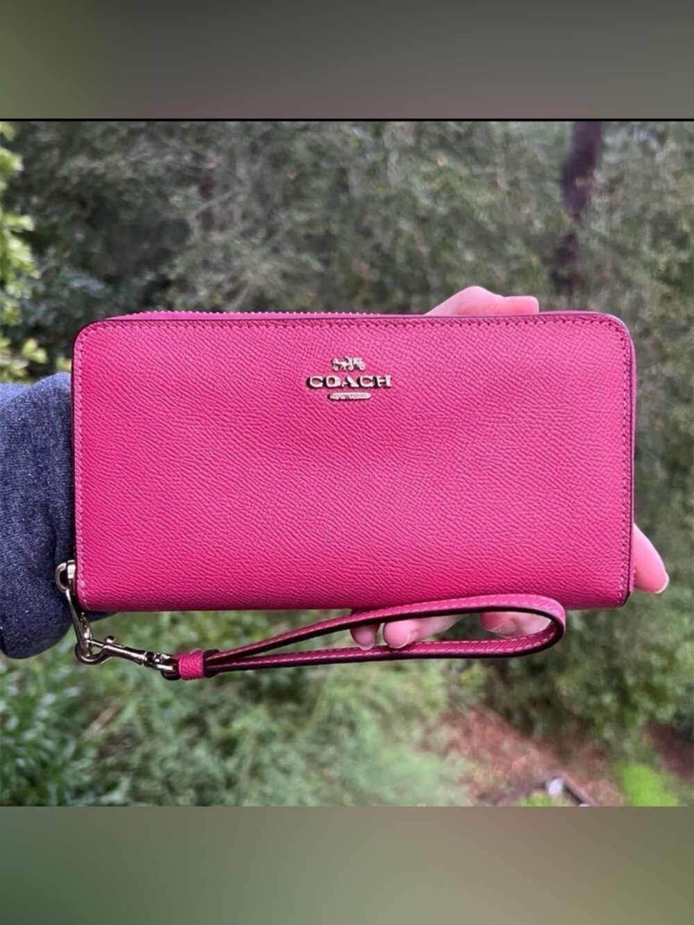 COACH Long Zip-Around Phone Wristlet Wallet Pink Crossgrain Leather w Gold