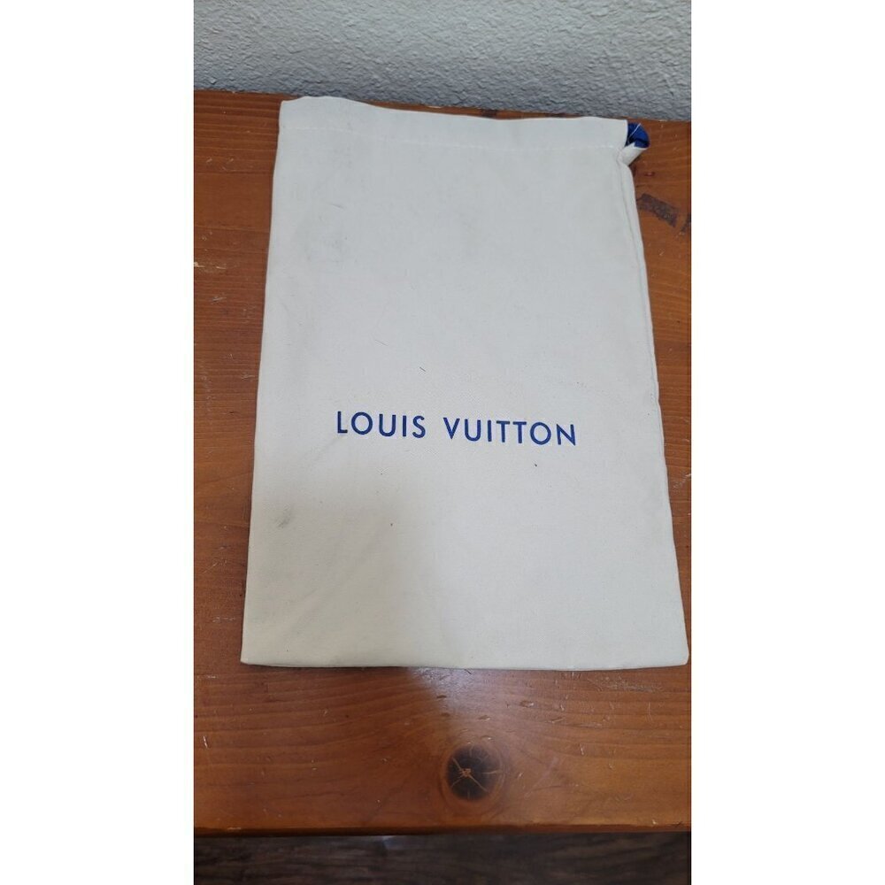 LOUIS VUITTON BEIGE DUST BAG SIZE 4.5 X 5 - Picture 2 of 5