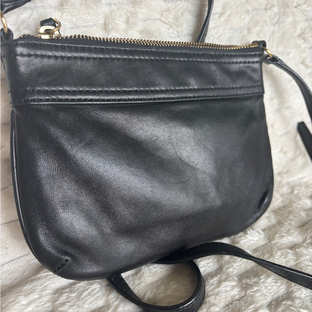 Michael Kors Black Leather Small Crossbody Shoulder Bag Gold Hardware - Picture 3 of 8