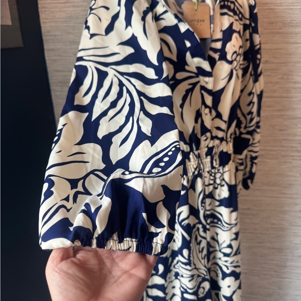 Umgee Navy & Cream Floral pant suit. Elastic waist, wide leg. Flowy & fun. Sz L - Picture 3 of 12
