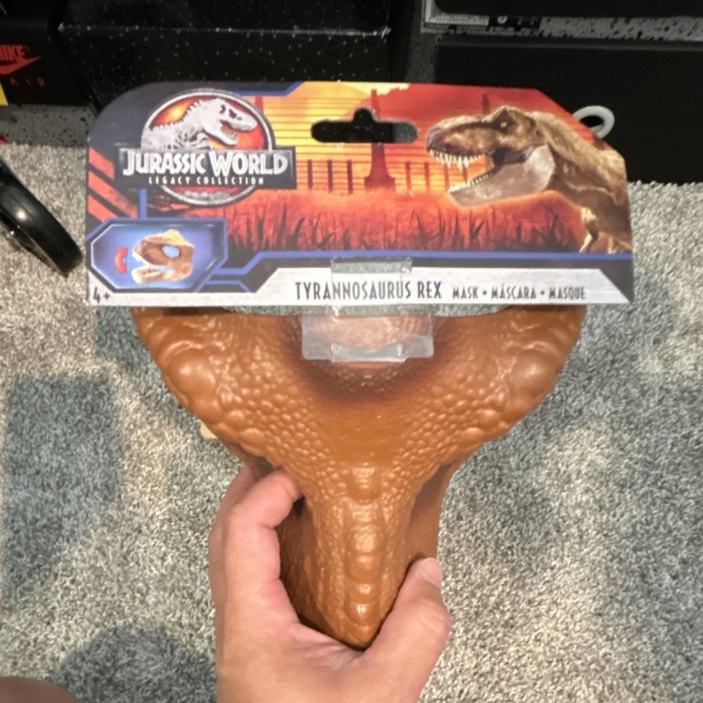 Mattel Jurassic World Tyrannosaurus Rex Brown Dinosaur Adjustable Mask - Picture 3 of 4
