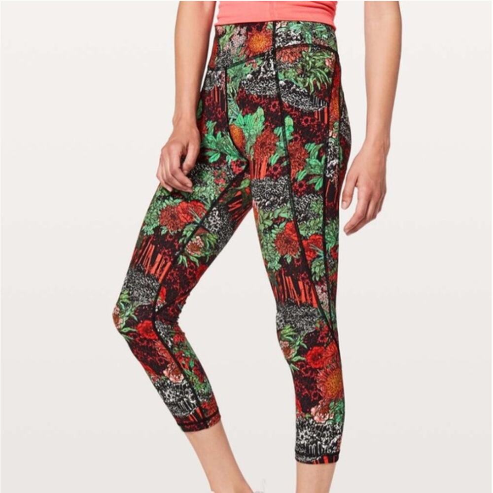 Lululemon Time To Sweat 23" Crop Leggings Zen Garden Floral Size 6