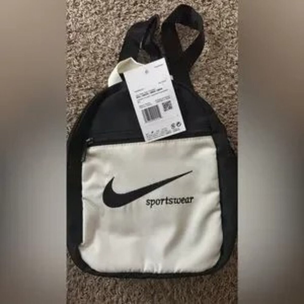 Nike Futura Mini BackPack - Picture 3 of 3