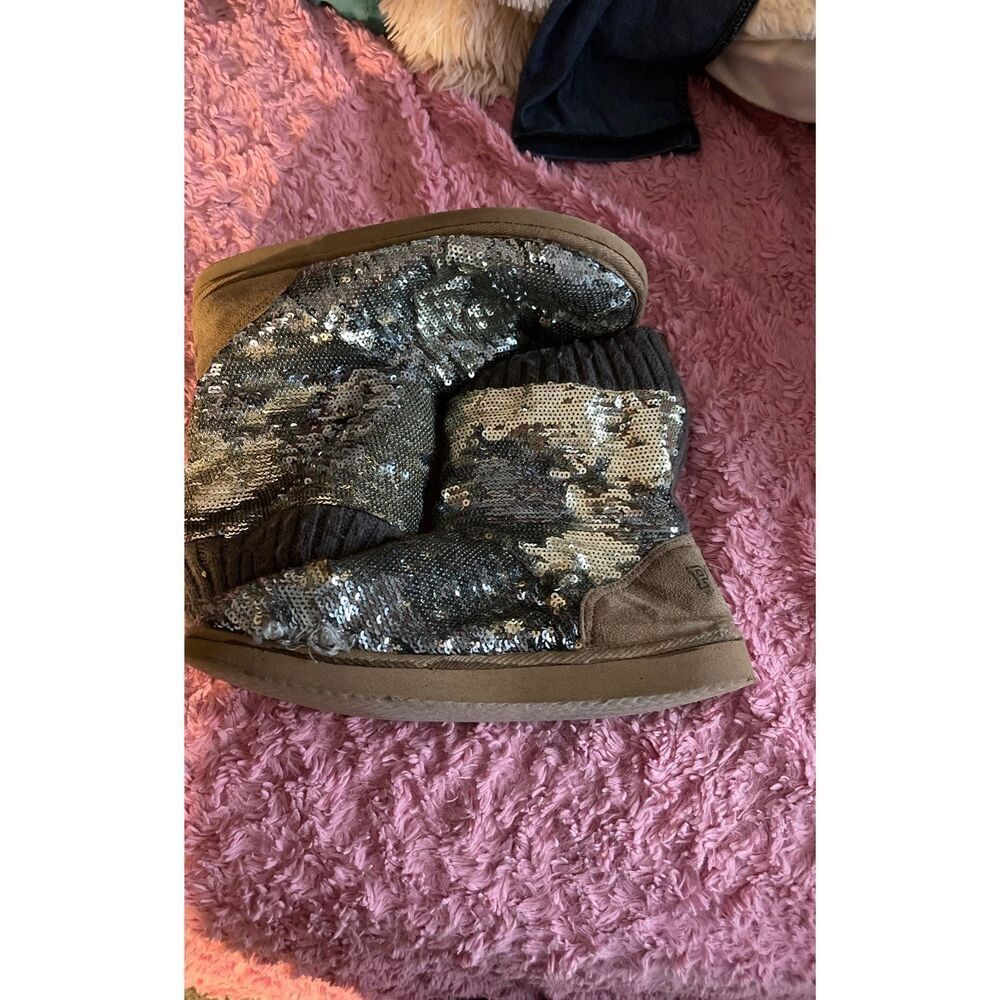 Vs pINK mukluks fur lined sequin boots M y2k htf - Picture 6 of 10