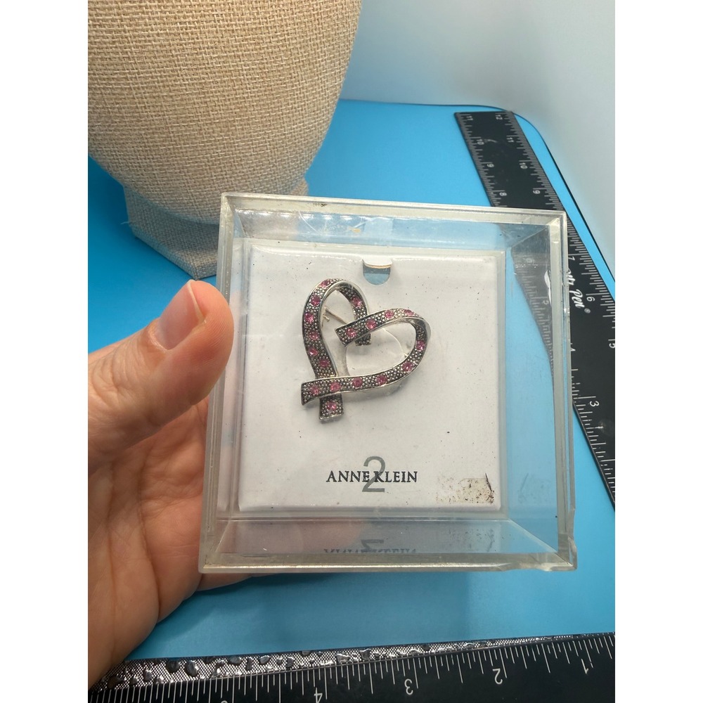 Anne Klein AK2 Silver Tone Pink Rhinestone Heart Ribbon Brooch Pin with Box