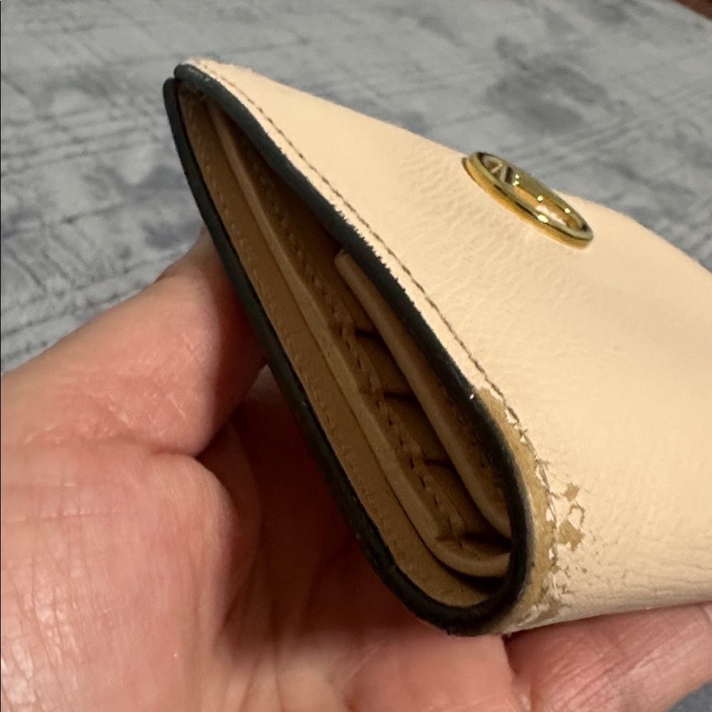 Fendi Compact Leather Wallet - Picture 4 of 13