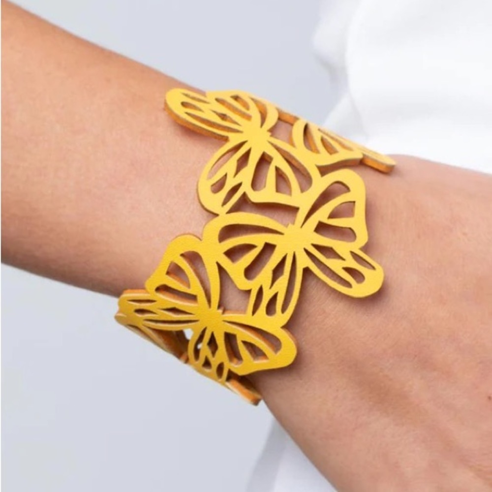 BUTTERFLY Leather Wrap Bracelet