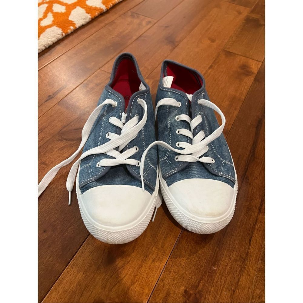athletic shoes blue canvas sneakers