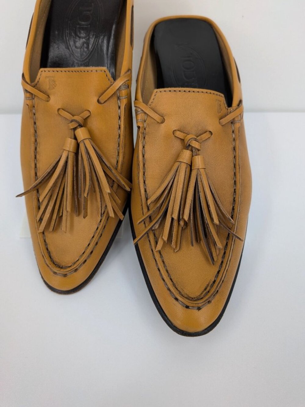 Tods Leather Tassel Mule Loafer Slip On Wedge Kitten Heel Y2K Pointed Size 37 EU - Picture 10 of 11