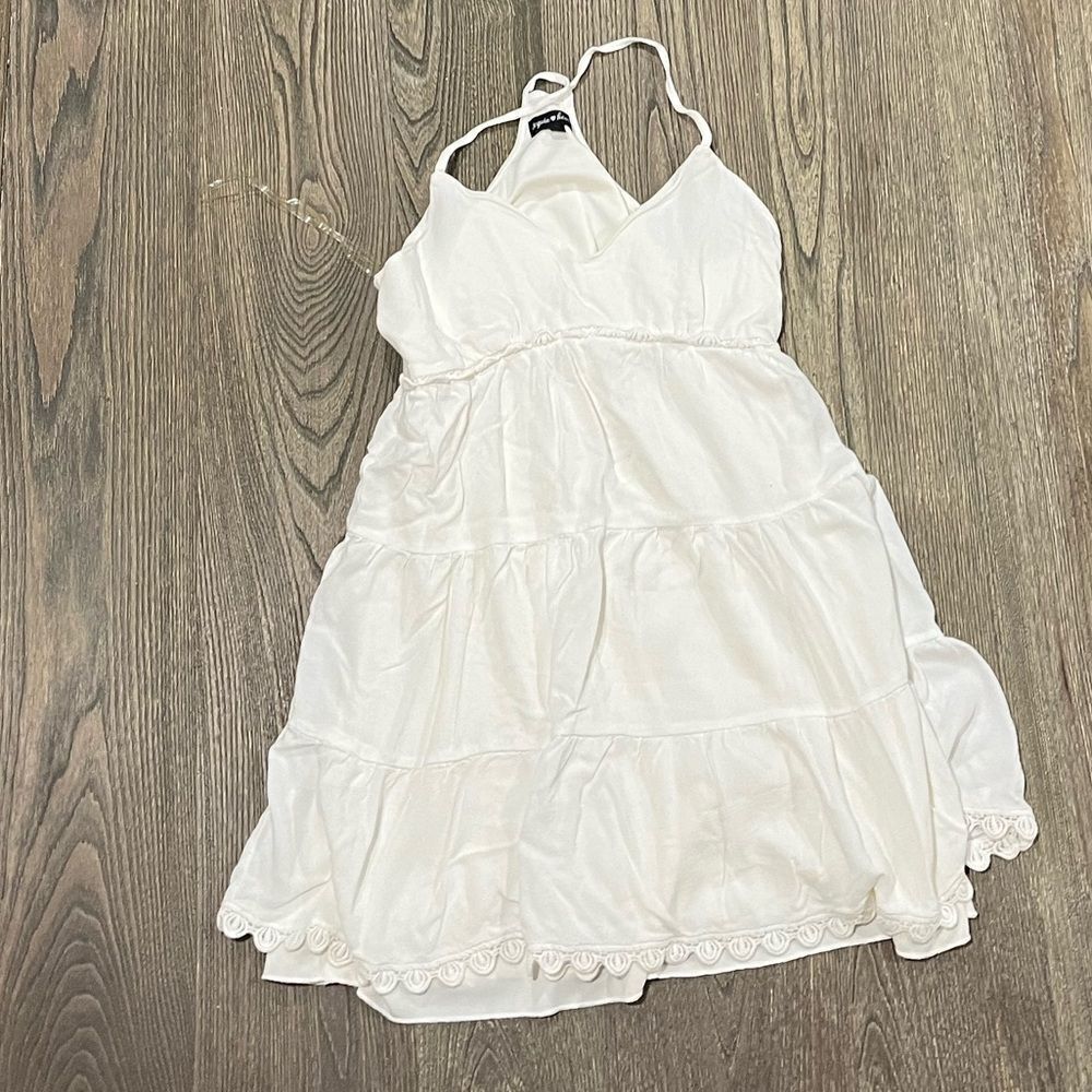 Sequin Hearts Tiered A-Line Mini Dress V-Neck Racerback Lined White Size Medium