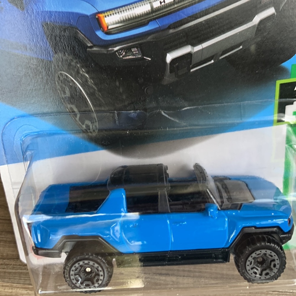 Hot Wheels GMC Hummer Blue EV Truck HW Electric Vehicle Hotwheels New 2024 - Picture 4 of 4