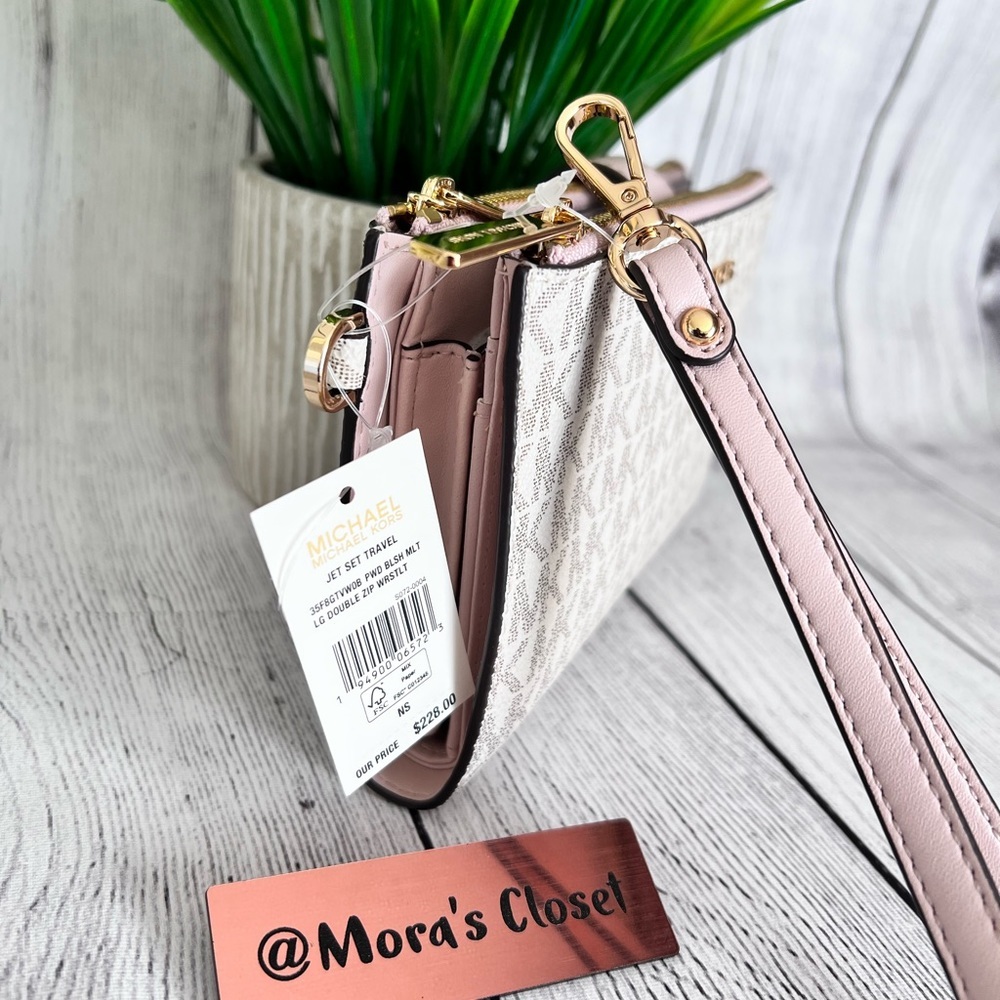 Michael Kors Double Zip Wallet/Wristlet - Picture 2 of 9