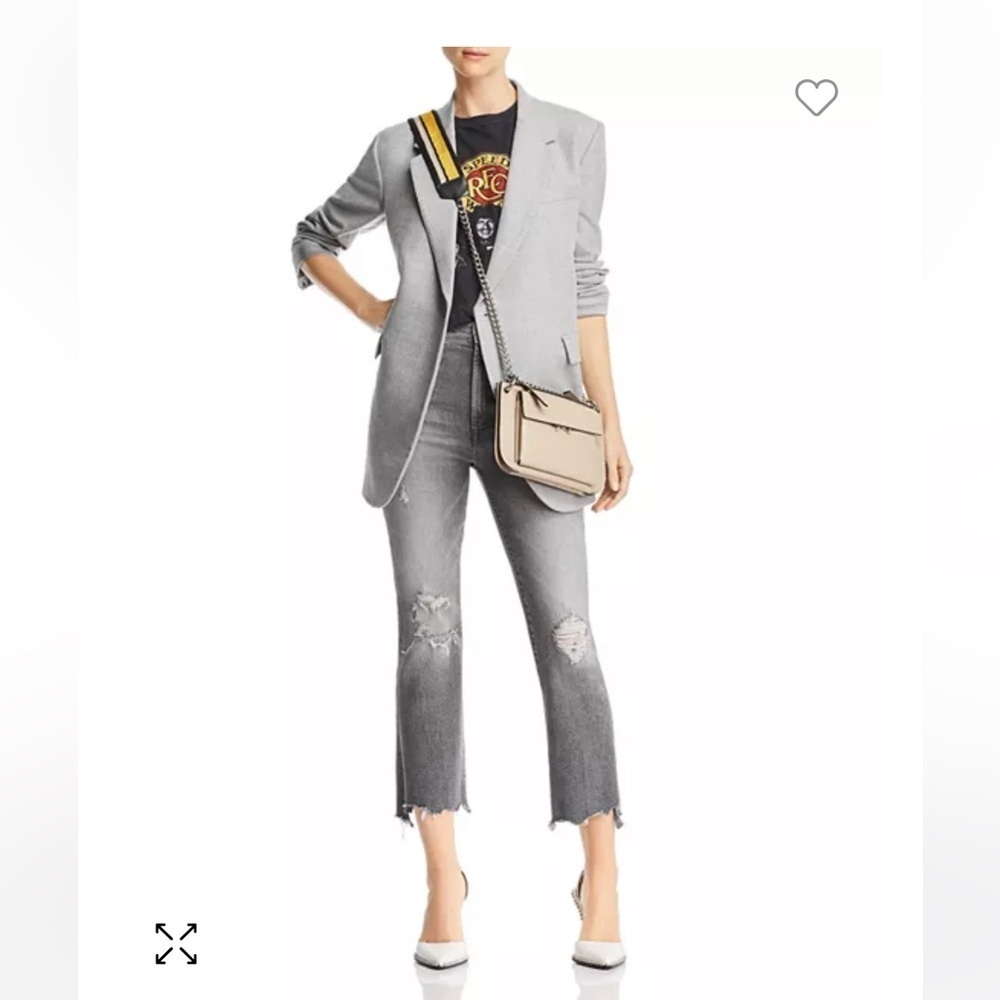 MOTHER THE HUSTLER CROP STEP CHEW DISTRESSED JEANS . Size 27