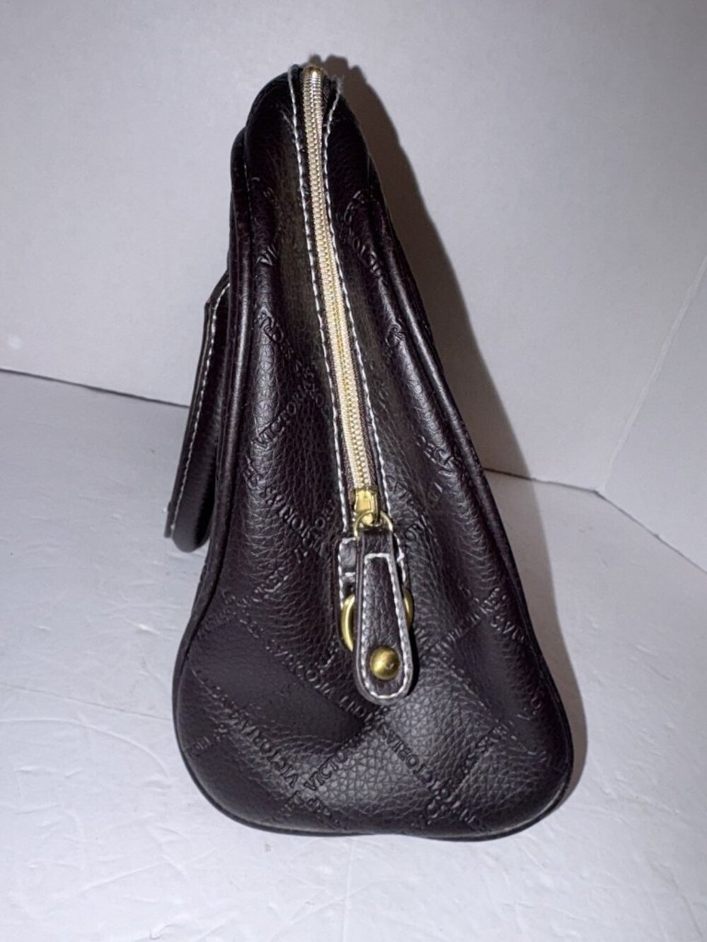 Victoria Secret Black Signature Handbag White Trim 200705FJD/HB2 - Picture 8 of 10