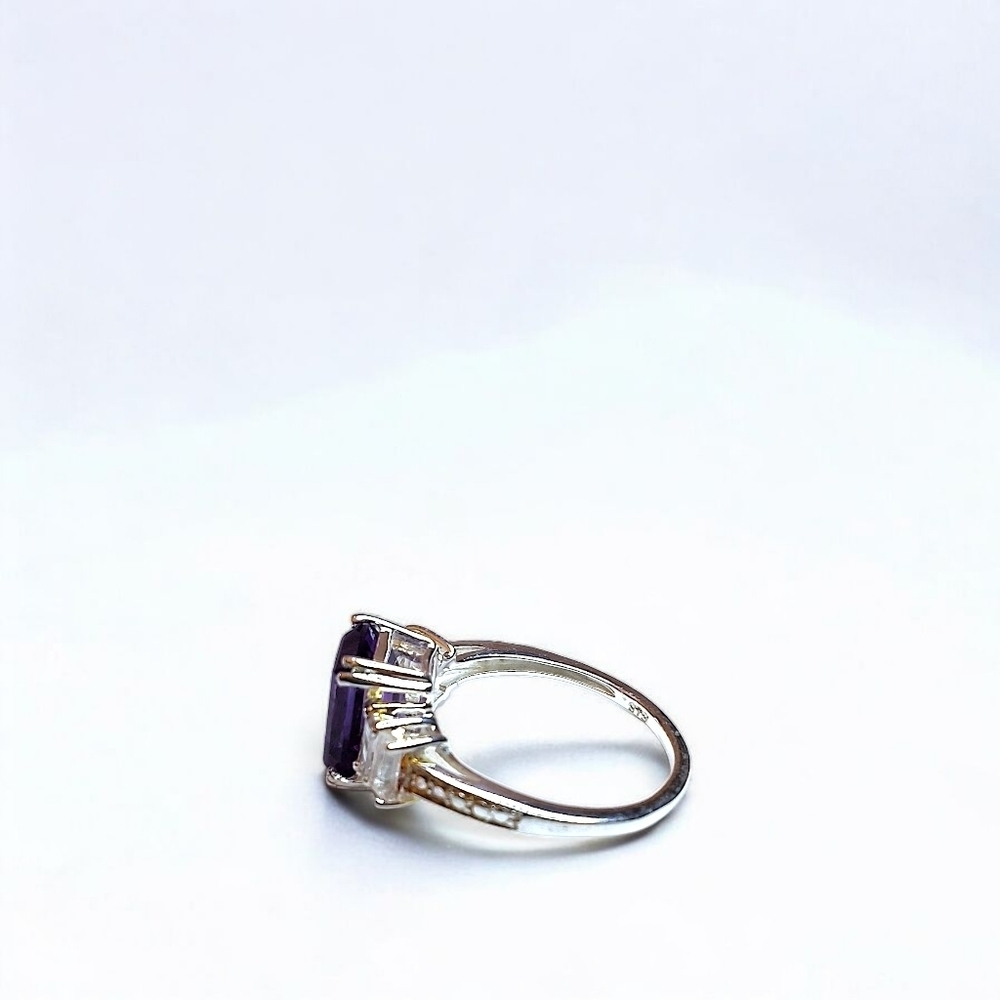 Amethyst & White Topaz Sterling Silver Ring – Size 8 - Picture 3 of 9