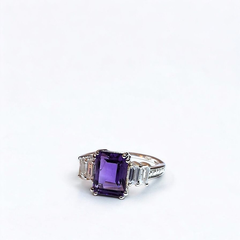 Amethyst & White Topaz Sterling Silver Ring – Size 8 - Picture 4 of 9