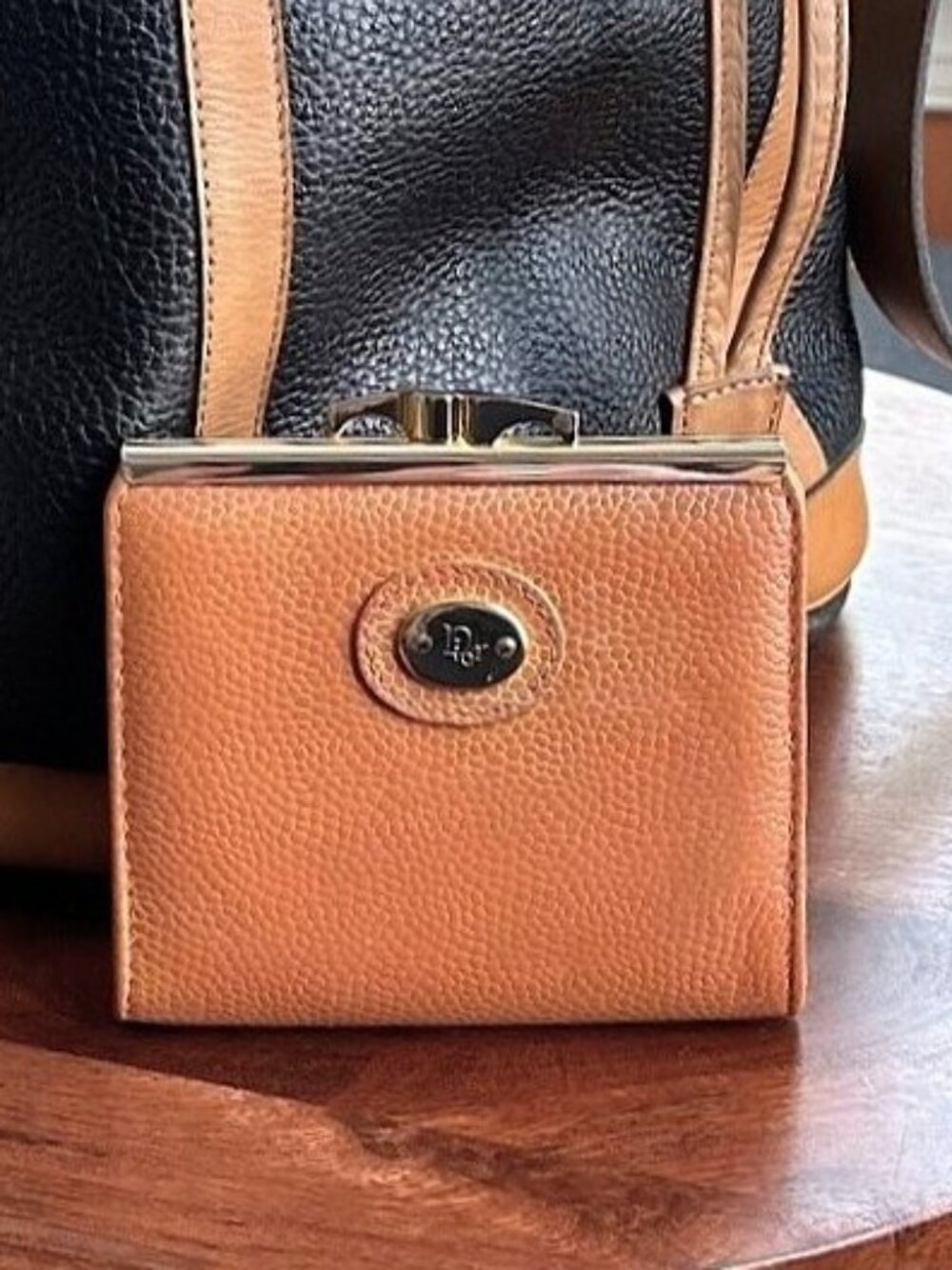 CHRISTIAN DIOR Kiss Lock Coin Purse British Tan