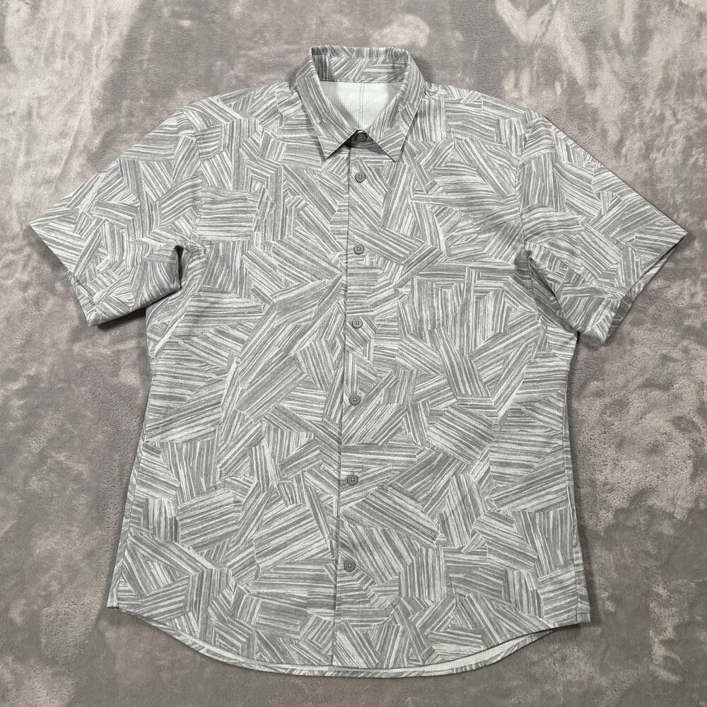 Lululemon Shirt Men Medium Airing Easy Breathable Quick Dry Smart Casual Stretch