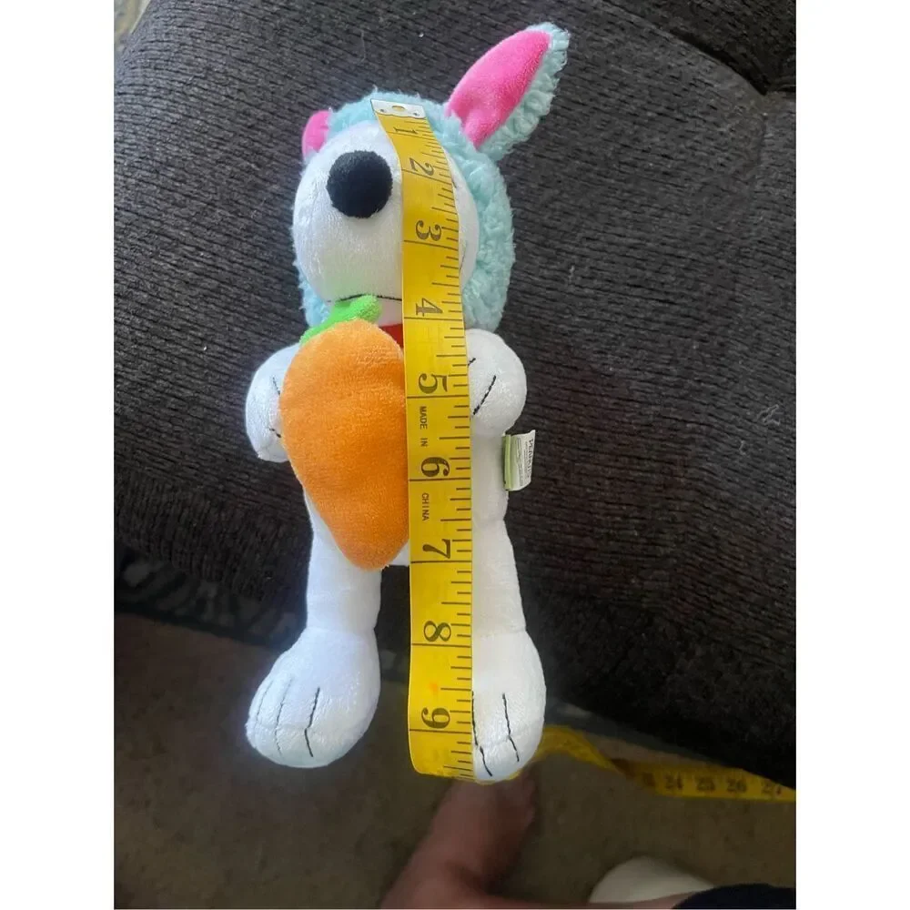 Peanuts Snoopy Easter Beagle Holding Carrot Plush Stuffed Animal - Picture 3 of 10