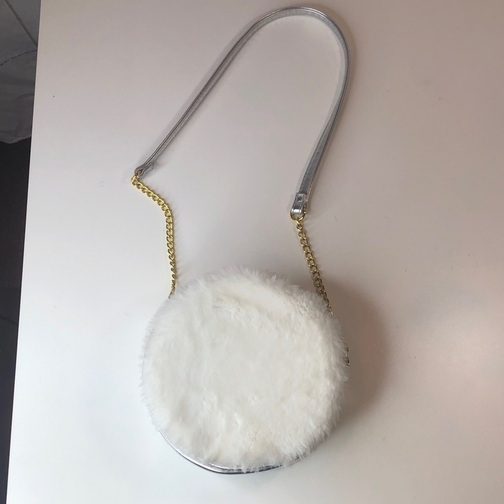 Disney Frozen 2 Anna Elsa faux white fur crossbody silver purse w medallion EUC - Picture 3 of 10
