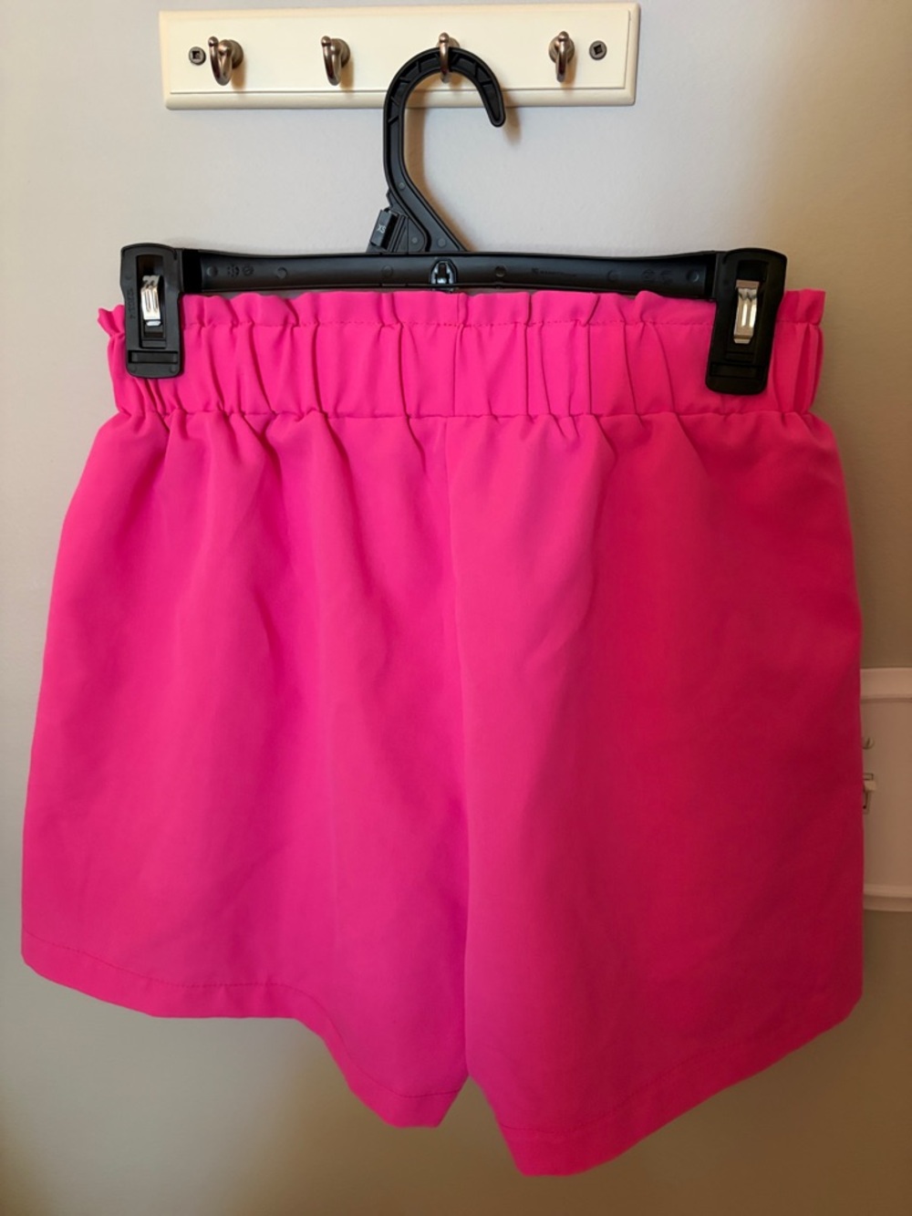 SHEIN Bright Hot Pink Button-Up Set - Picture 7 of 7
