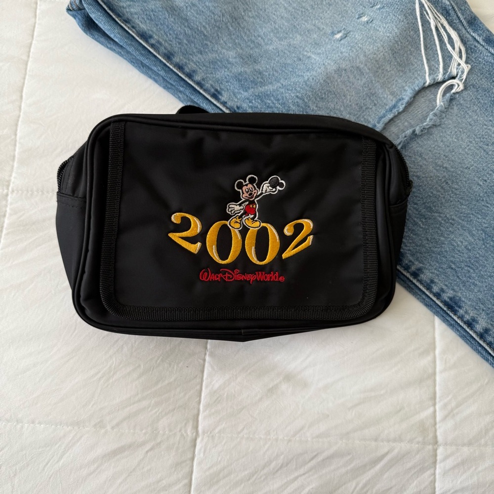Walt Disney World Mickey Mouse 2002 Fanny Pack Waist Bag Embroidered Adjustable‎