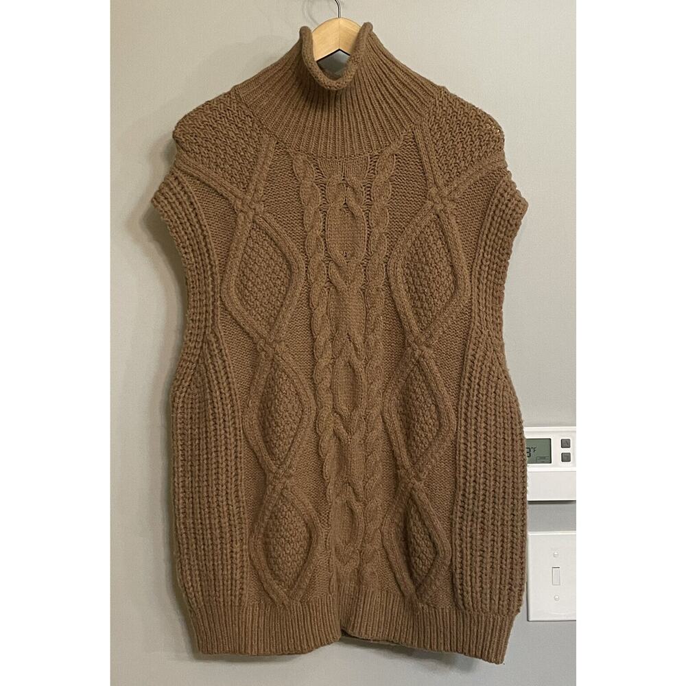 Anthropology Sweater Cable knit Mock Neck Fisherman’s Vest Womens‎ 1 Size EUC