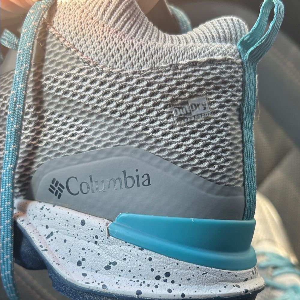 Columbia Gray and Teal Athletic Shoes - Picture 7 of 7