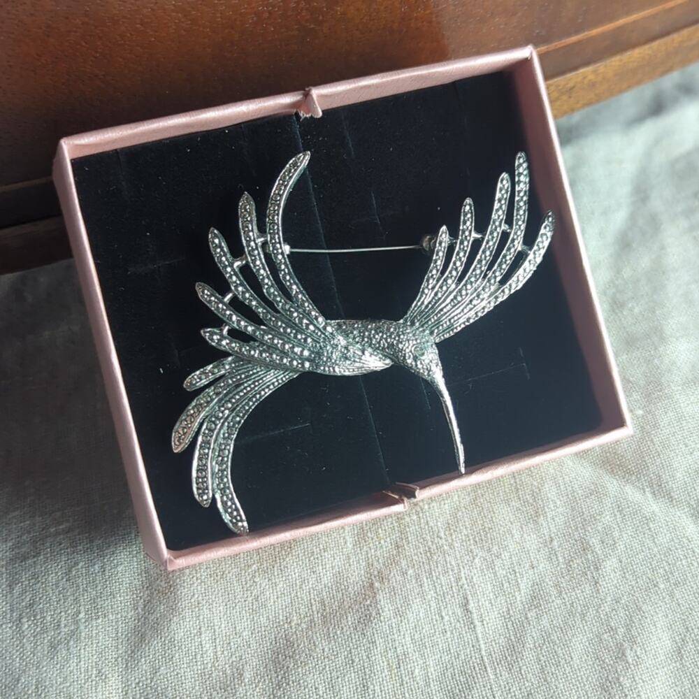 Vintage Hummingbird Brooch – Silver Tone Shimmery Costume Jewelry