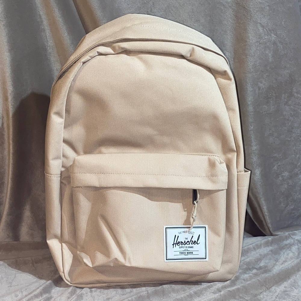 🆕 Herschel Supply Company Backpack