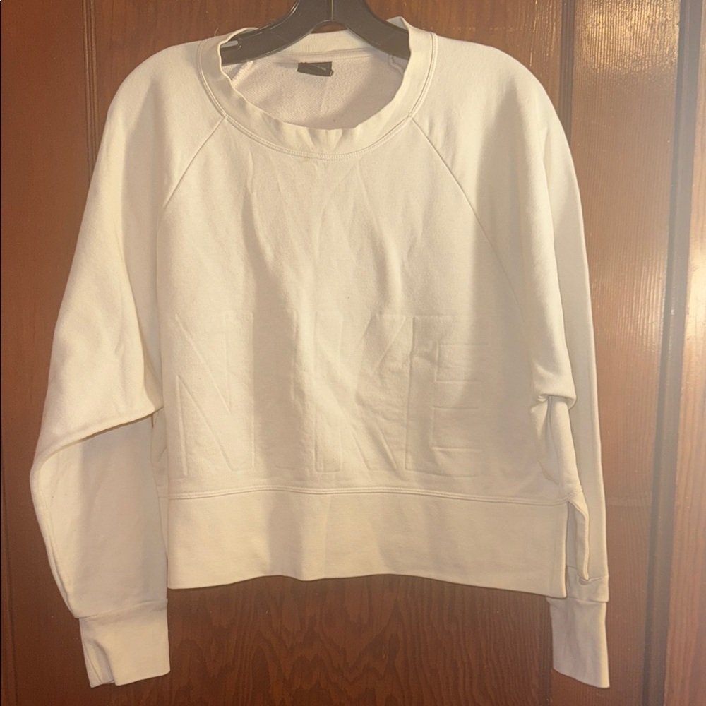Nike Dri-Fit Sweater – Soft Oatmeal/Cream | Size Medium | Good Condition