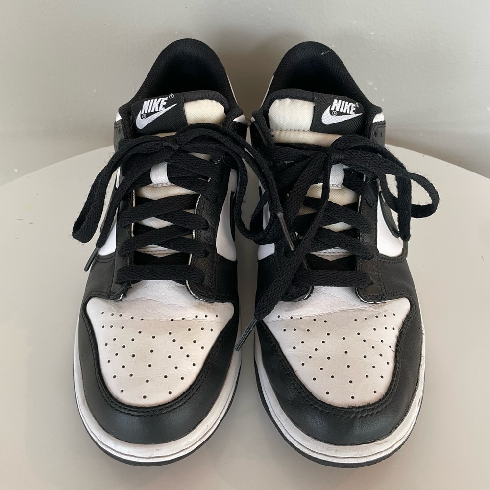 Nike Dunk Low - Picture 2 of 10
