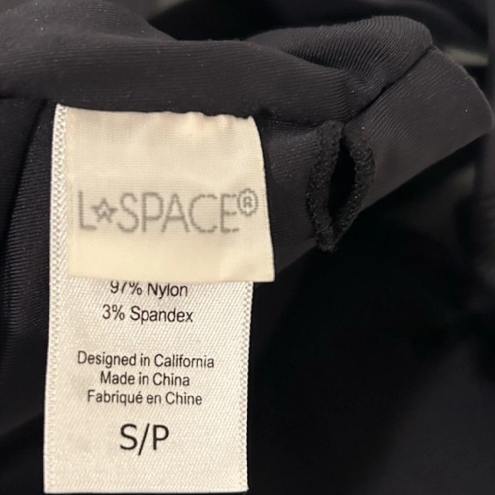 L Space Revolve Vera Bikini Top Black Women's Size Small Ribbed Texture - Picture 5 of 5