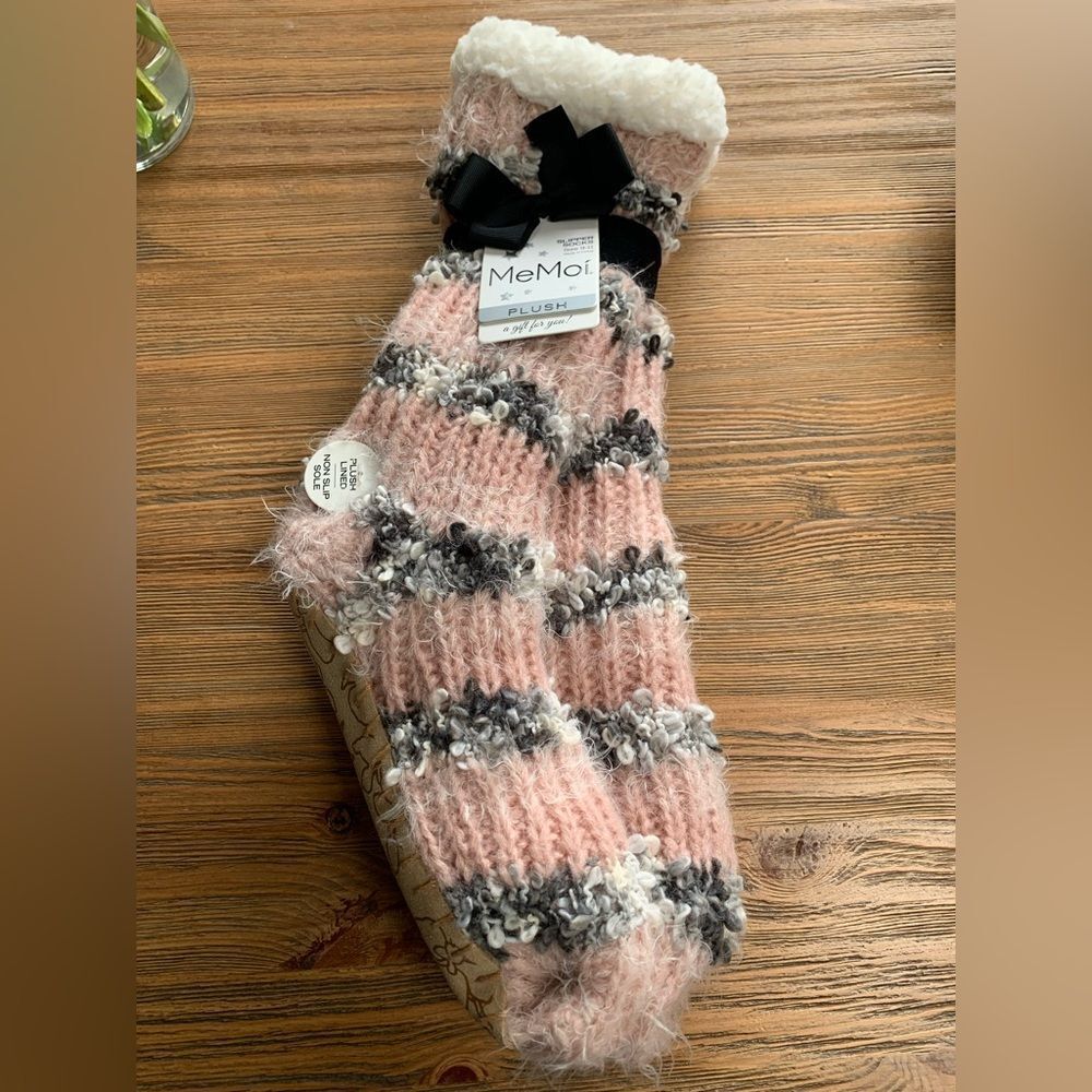MeMoi Plush Pink and Gray Slipper Socks