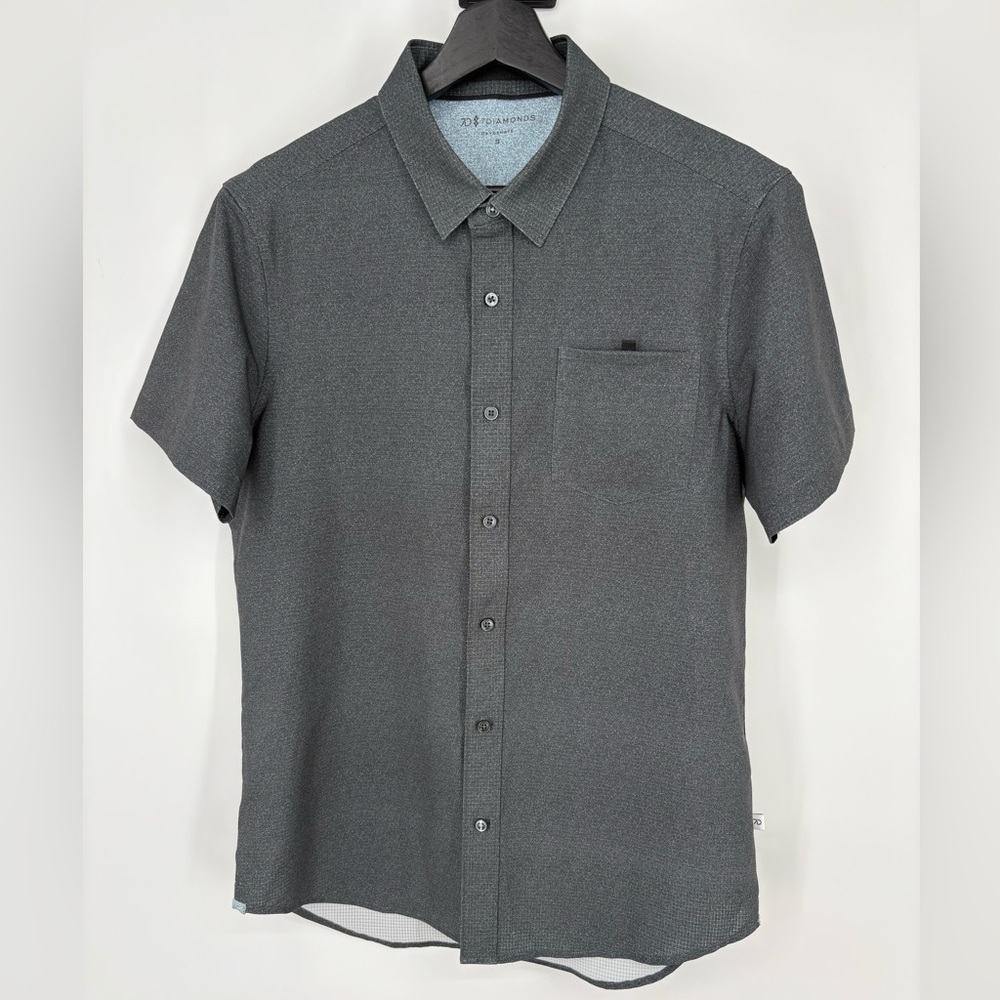 7 Diamonds Oxygenate Short Sleeve Button-Up Shirt - Picture 1 of 7