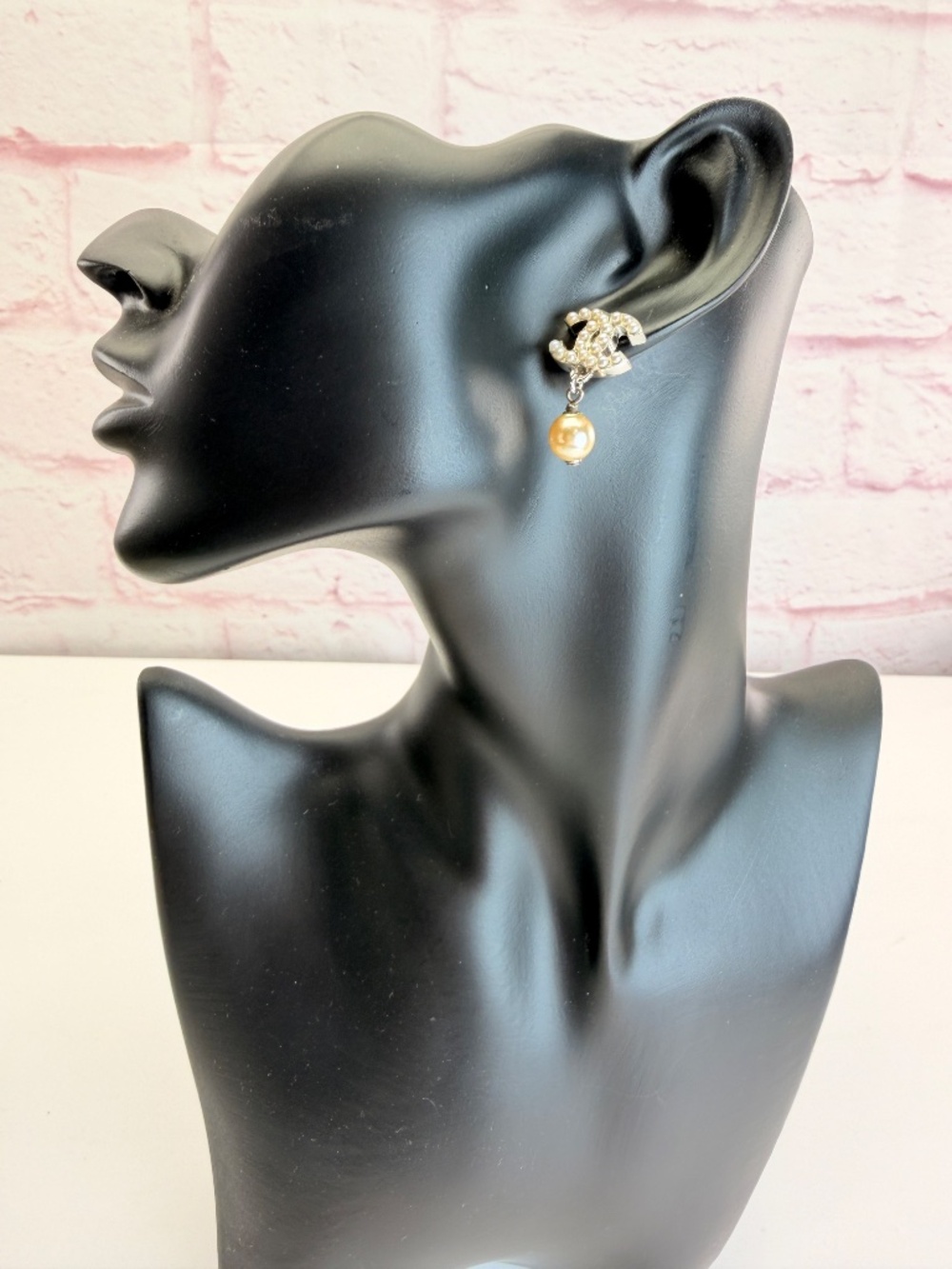 Chanel Pearl CC Drop Earrings - Picture 5 of 13