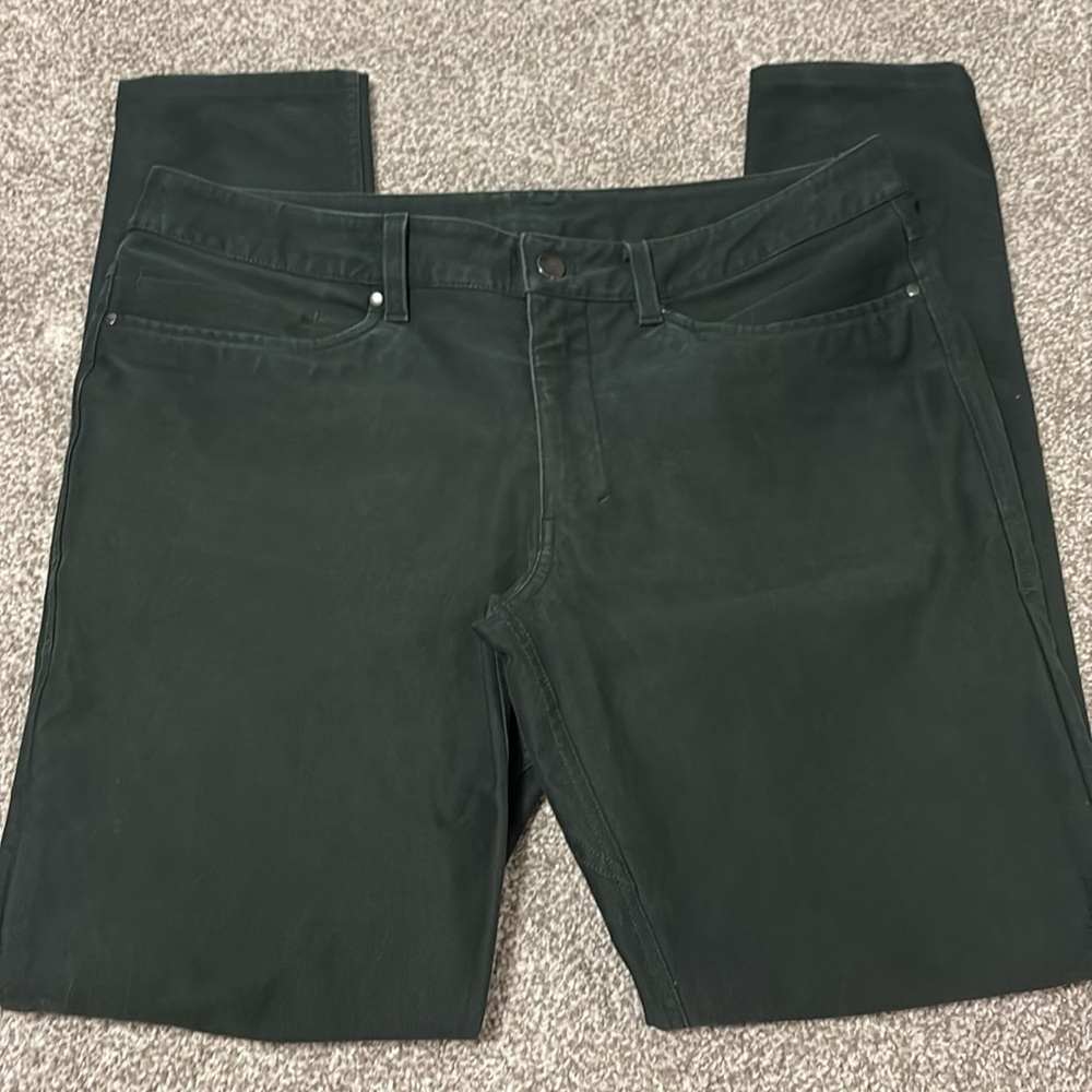 Lululemon ABC Pant Slim 32" *Utilitech in Rainforest Green - Picture 3 of 6