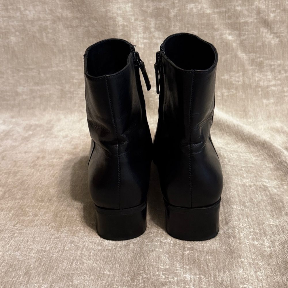 ANTONIO MELANI Sleek Black Ankle Booties - Picture 4 of 14